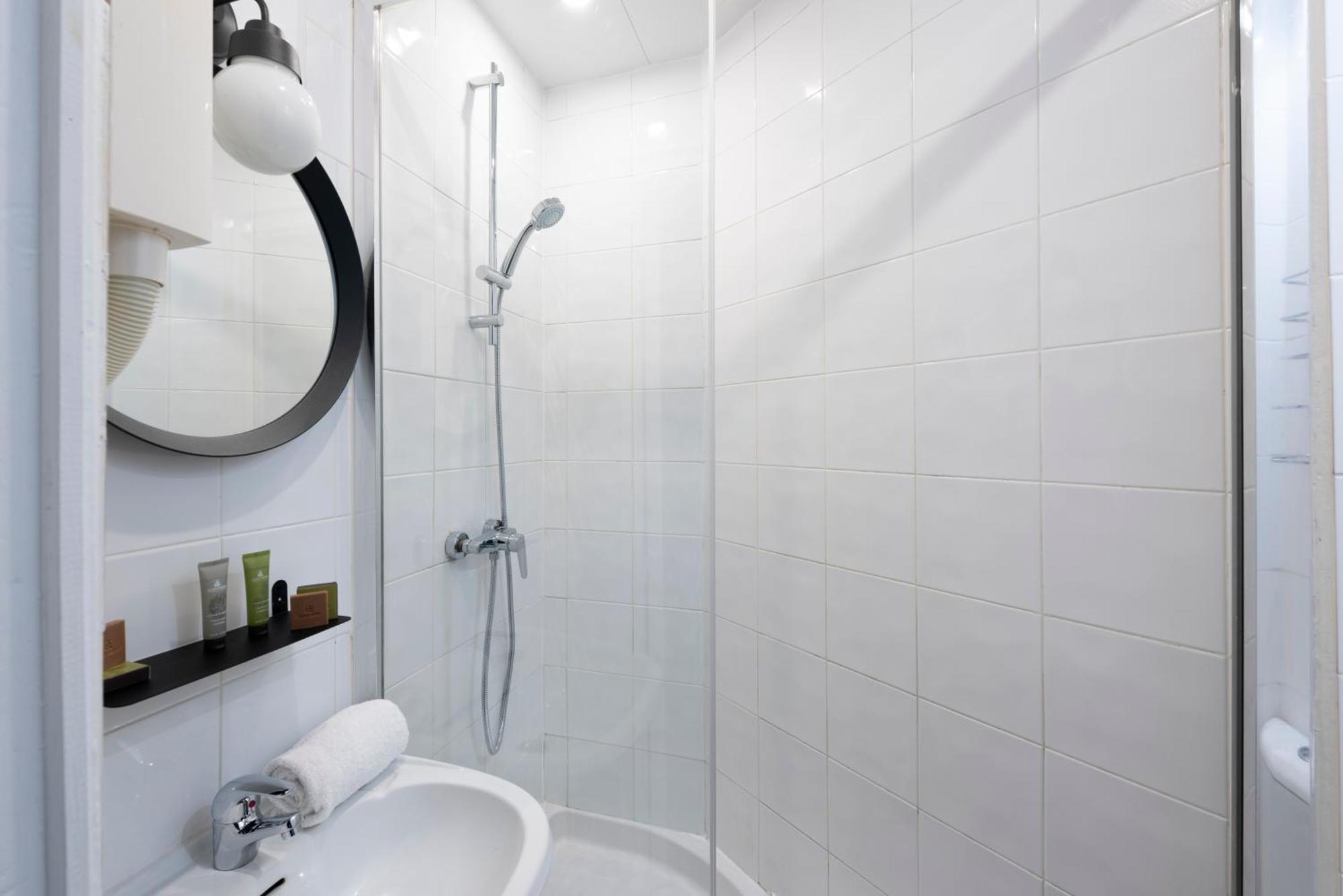Lennon By Avalon Hotel Paris Gare Du Nord 外观 照片